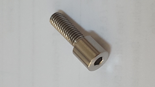 inbus bout M5x15 kop D=8mm, H=8mm